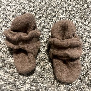 Zutano fleece booties